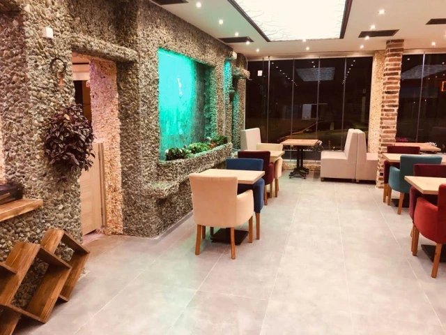 Sweet Garden Cafe & Restaurant
