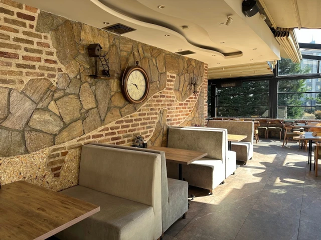 Sweet Garden Cafe & Restaurant
