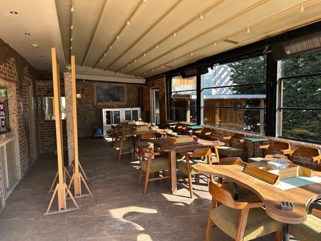 Sweet Garden Cafe & Restaurant