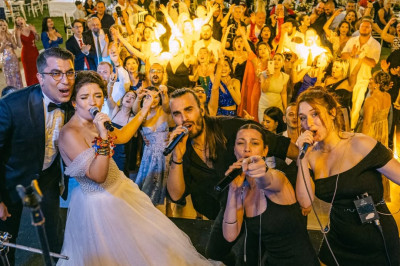 Artı Bir Orkestrası