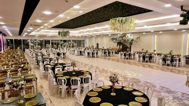 Grand Life Garden