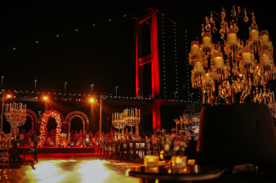 Bosphorus Balo Salonu'nda Gerçekleştireceğiniz Düğün Davetleri Kişi Başı 85€
