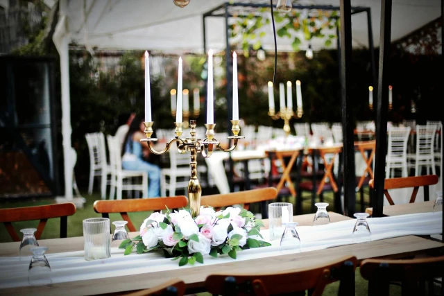 Bizim Bahçe Toy Han