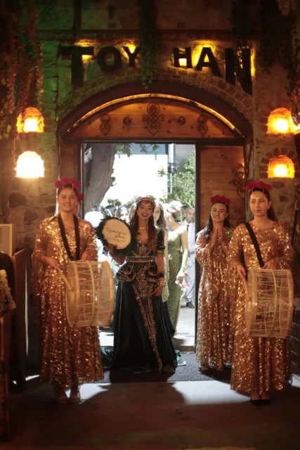 Bizim Bahçe Toy Han