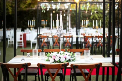 Bizim Bahçe Toy Han