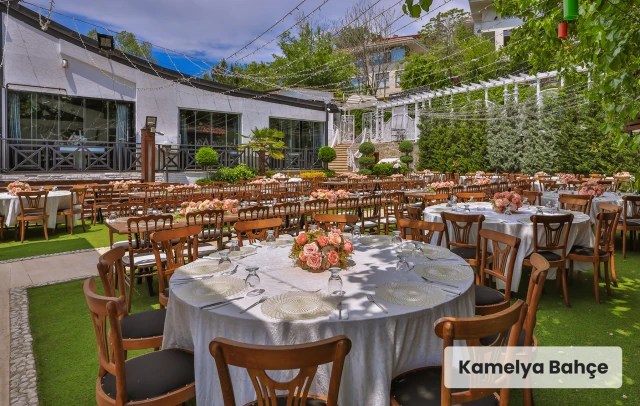 Bambi Garden O Ağacın Altı