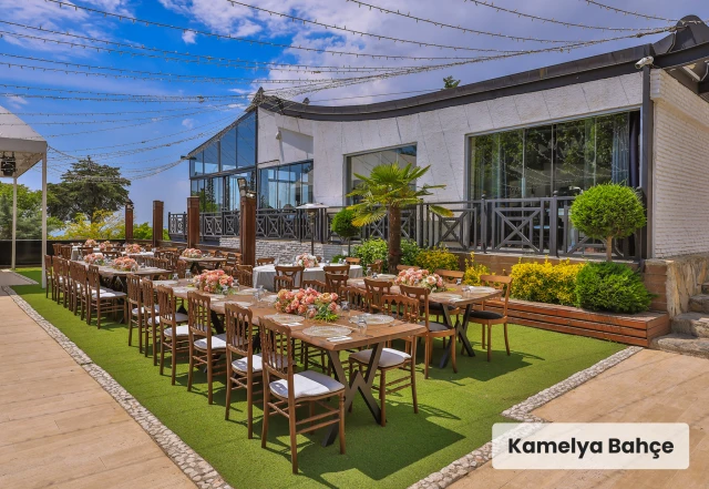 Bambi Garden O Ağacın Altı