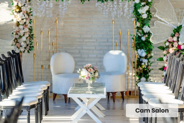 O Ağacın Altı Bambi Garden