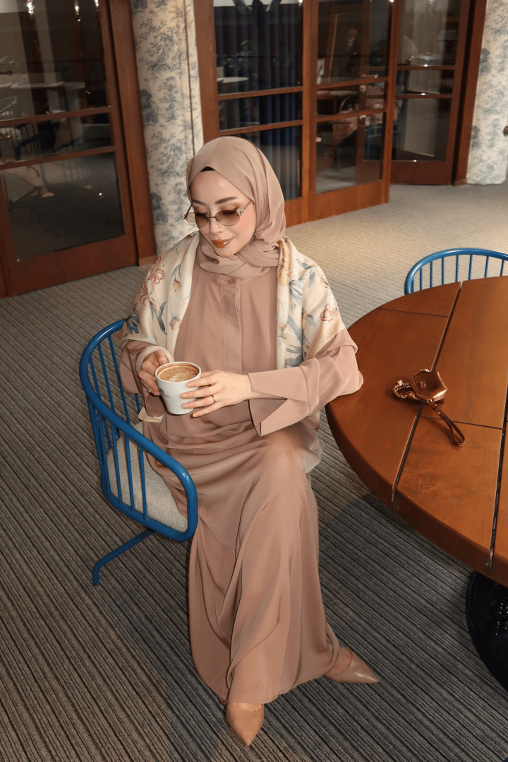 fahra_abaya