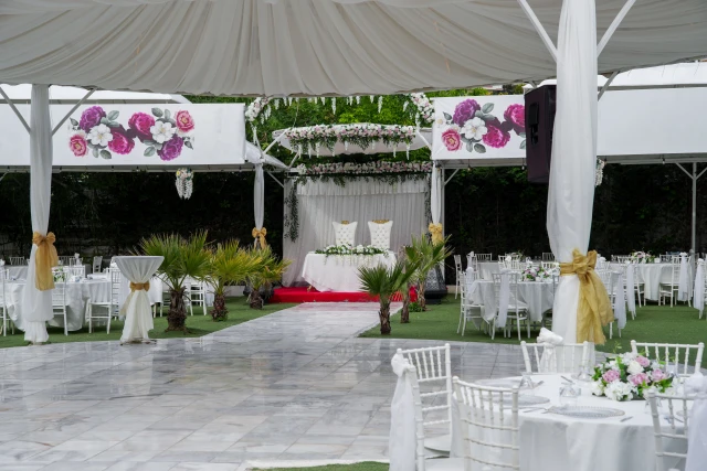 Anı Garden Kır Bahçesi