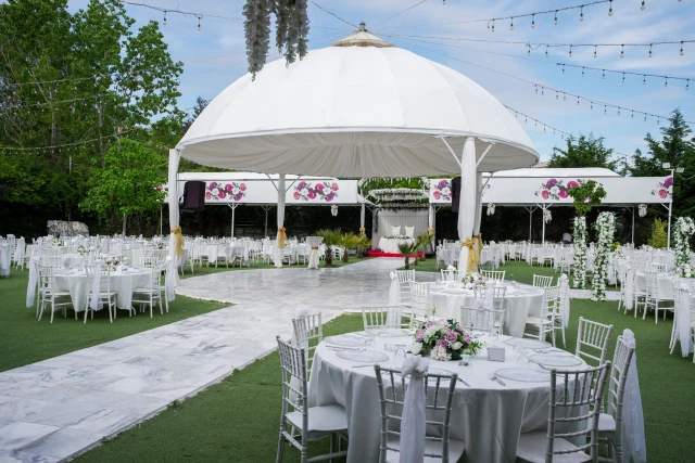 Anı Garden Kır Bahçesi