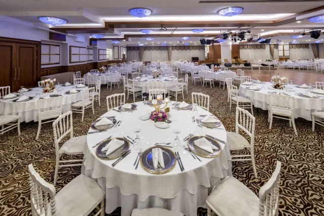 Ataköşk Hotel