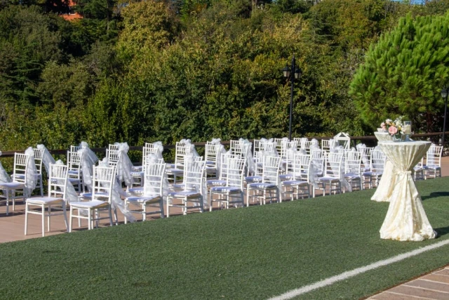 Güzelce Hisar Garden