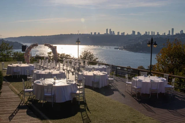 Güzelce Hisar Garden
