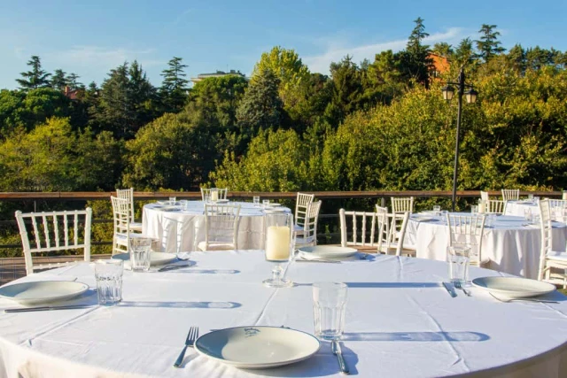 Güzelce Hisar Garden