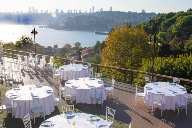 Güzelce Hisar Garden