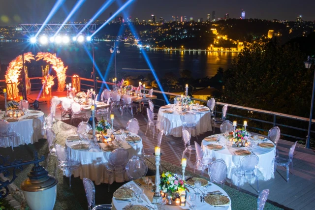 Güzelce Hisar Garden