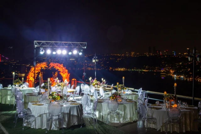 Güzelce Hisar Garden