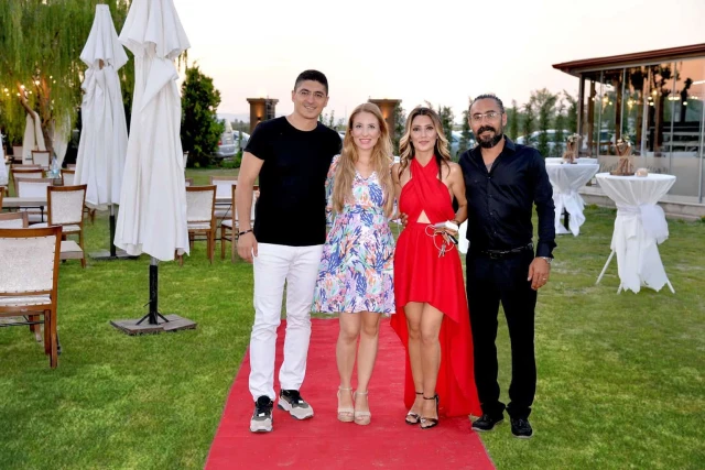 Wonder Wedding