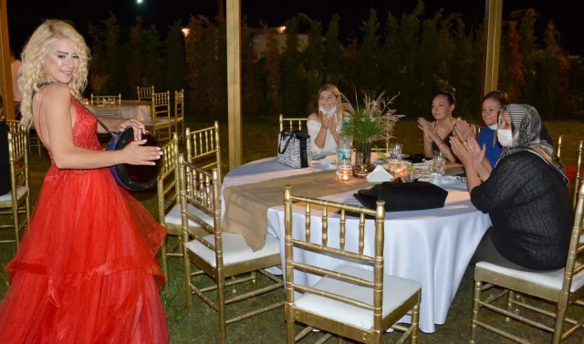 Wonder Wedding