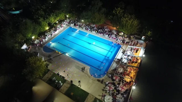 Gold Garden Pool & Wedding