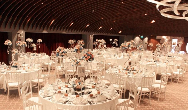 Divan Adana Otel
