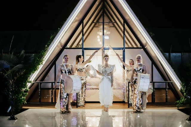 Karnaval Luxury