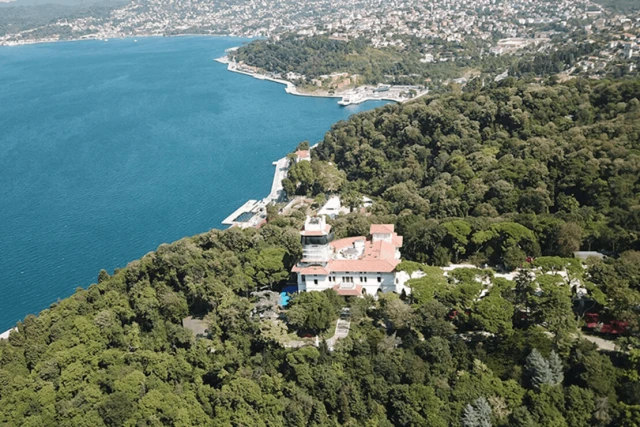 Hidiv Kasrı