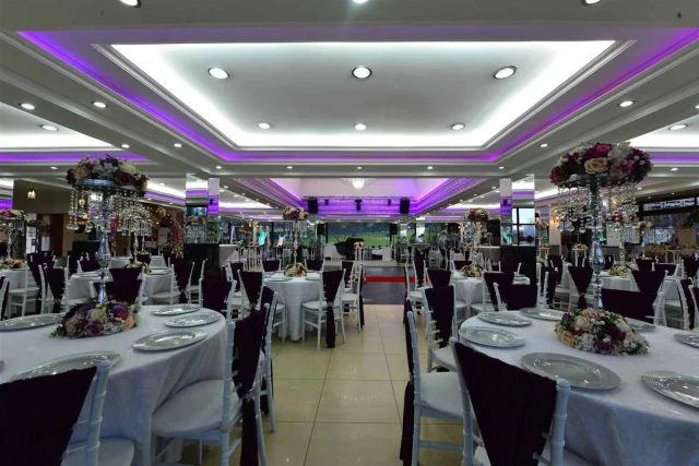 Salon Venedik / Cebeci Şehir Parkı