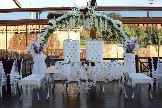 Salon Venedik / Cebeci Şehir Parkı