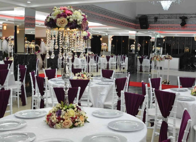 Salon Venedik / Cebeci Şehir Parkı