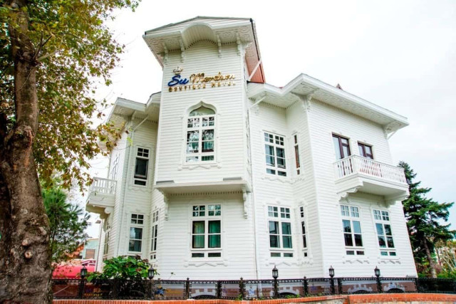 Sakine Hanım Köşkü