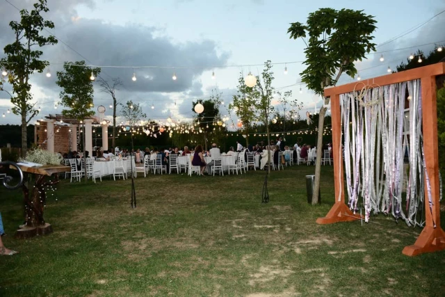 Mayla Kır Bahçesi
