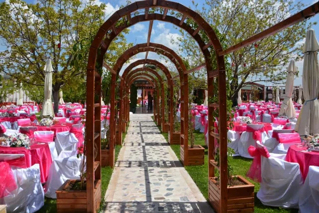 Başak Kır Bahçesi ve Kapalı Düğün Salonları