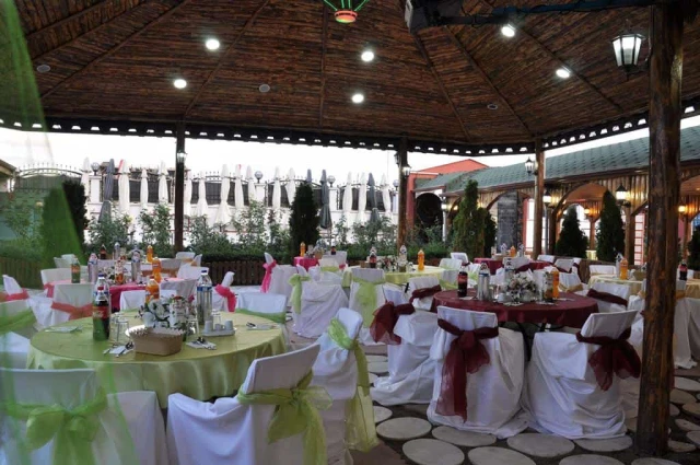 Başak Kır Bahçesi ve Kapalı Düğün Salonları