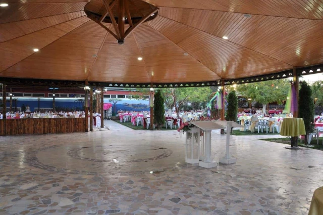 Başak Kır Bahçesi ve Kapalı Düğün Salonları