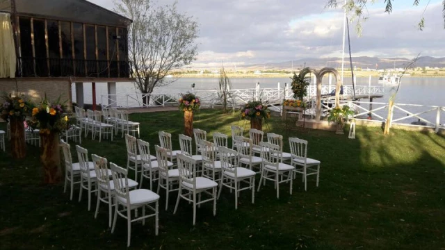 Otel Club Bizim Çatı