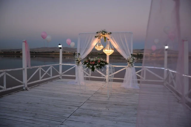 Otel Club Bizim Çatı
