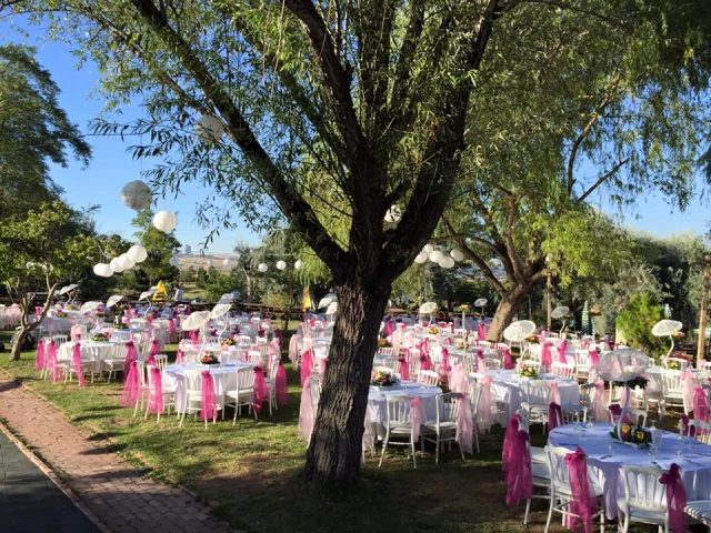 Otel Club Bizim Çatı