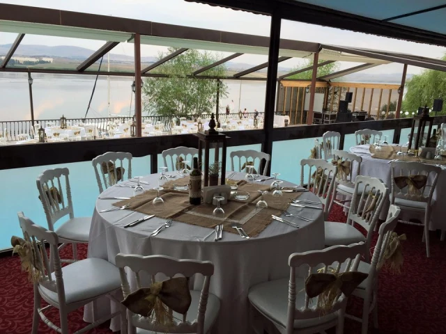 Otel Club Bizim Çatı