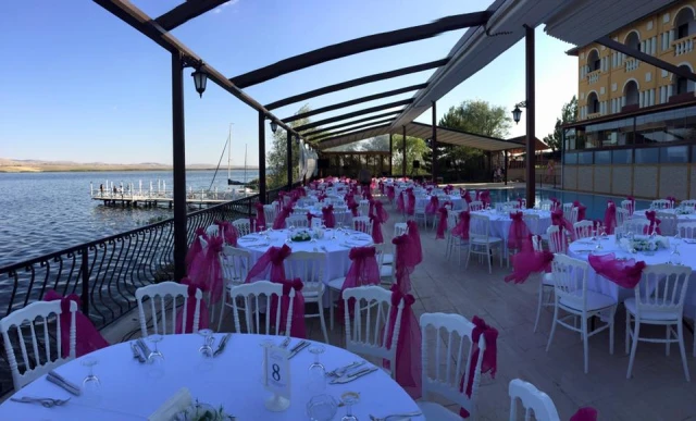 Otel Club Bizim Çatı