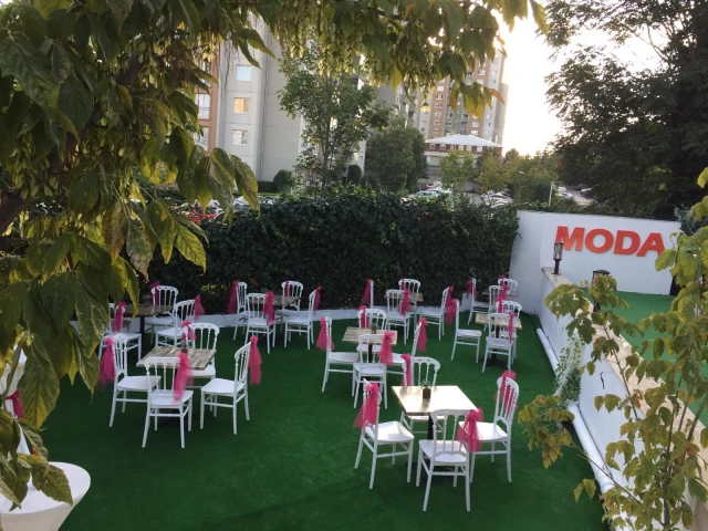 Moda Davet Balo Salonu