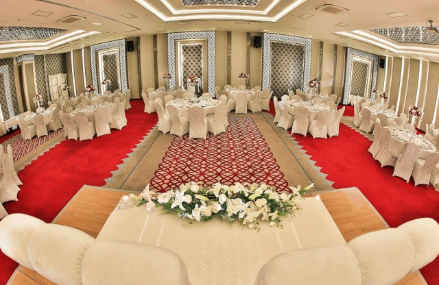 Demonti Otel