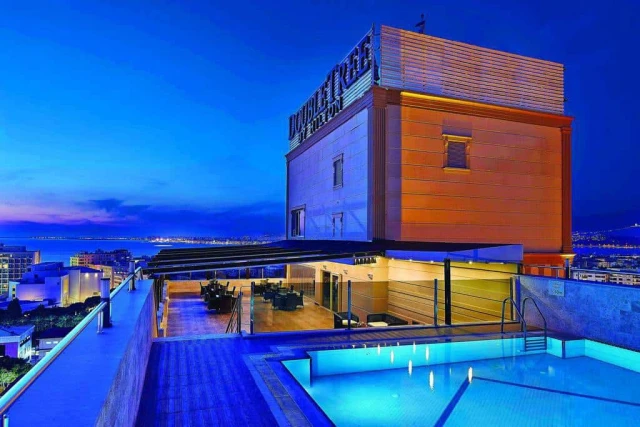 Double Tree By Hilton İzmir Alsancak