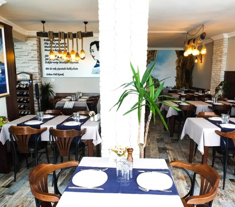 simge-balik-restaurant-nikah-sonrasi-yemek-guzelbahce-izmir-4