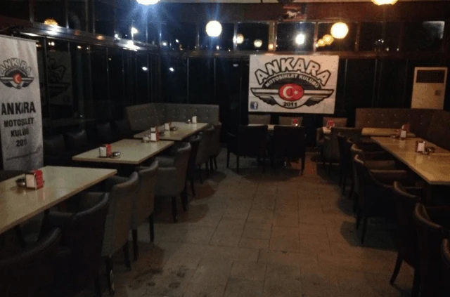 Faris Cafe Bistro
