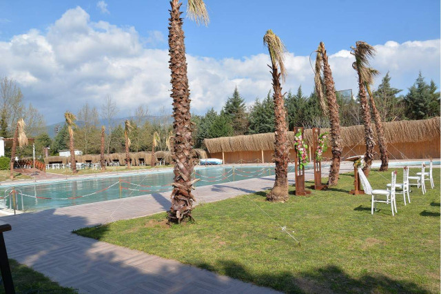 Life Park Havuzbaşı Kır Düğünü