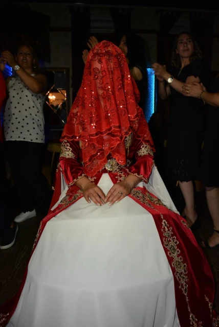Hayal Kına Konağı
