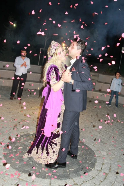 Hayal Kına Konağı