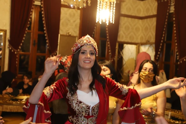 Hayal Kına Konağı